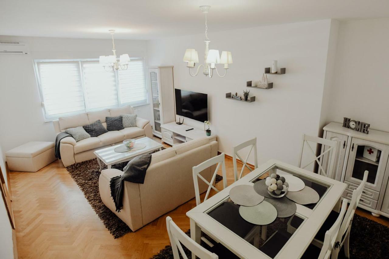 Apartman M5 Ðakovo Exteriör bild
